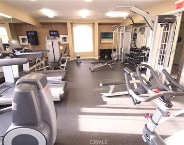 4731 Oceanridge Drive - Photo Thumbnail 33