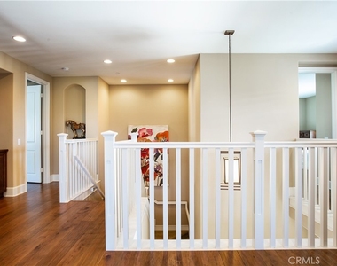4731 Oceanridge Drive - Photo Thumbnail 16