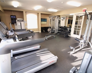 4731 Oceanridge Drive - Photo Thumbnail 34