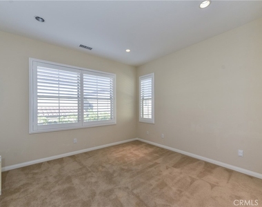 67 Elmdale - Photo Thumbnail 12
