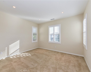 67 Elmdale - Photo Thumbnail 13