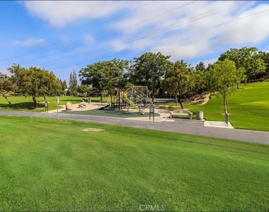 18 Parkwood - Photo Thumbnail 26