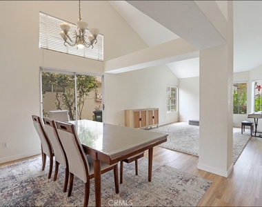 18 Parkwood - Photo Thumbnail 3