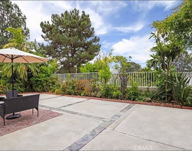 18 Parkwood - Photo Thumbnail 23