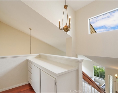 18 Parkwood - Photo Thumbnail 17