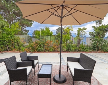 18 Parkwood - Photo Thumbnail 22
