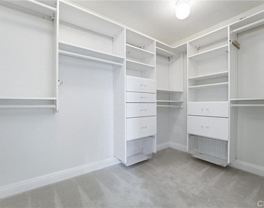 23302 Vista Carillo - Photo Thumbnail 28