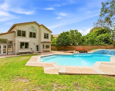 23302 Vista Carillo - Photo Thumbnail 42