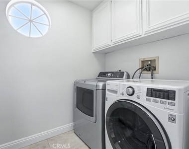 23302 Vista Carillo - Photo Thumbnail 32