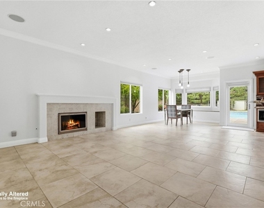 23302 Vista Carillo - Photo Thumbnail 1