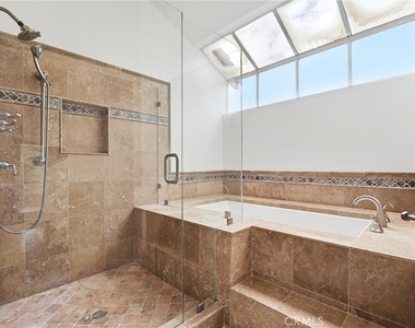 23302 Vista Carillo - Photo Thumbnail 25