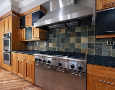 1417 Sea Ridge Drive - Photo Thumbnail 8