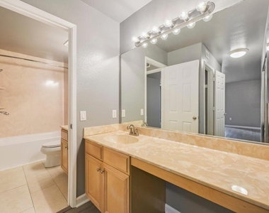2536 White Oak Place - Photo Thumbnail 24