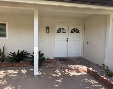 911 Dale Ct - Photo Thumbnail 24