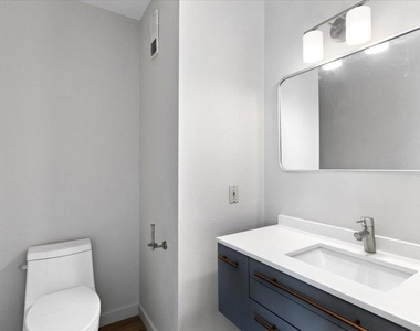 31318 Club Vista Ln - Photo Thumbnail 13