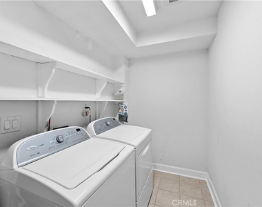 882 Acapulco Street - Photo Thumbnail 31