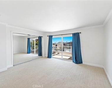 882 Acapulco Street - Photo Thumbnail 22