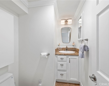 882 Acapulco Street - Photo Thumbnail 26