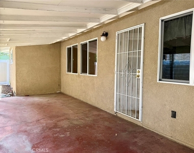 6074 Palm Avenue - Photo Thumbnail 13