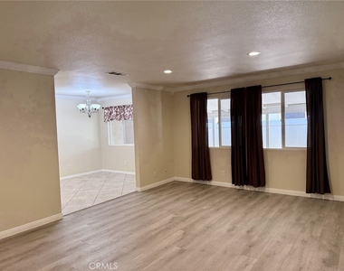6074 Palm Avenue - Photo Thumbnail 5