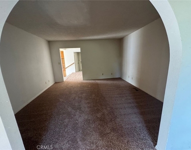 22244 San Joaquin Drive W - Photo Thumbnail 15
