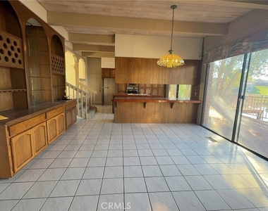 22244 San Joaquin Drive W - Photo Thumbnail 23