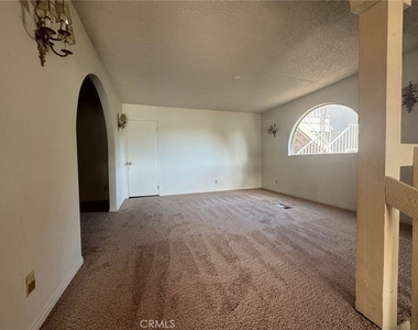 22244 San Joaquin Drive W - Photo Thumbnail 16