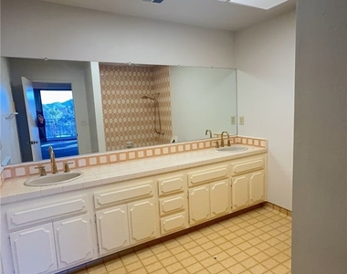 22244 San Joaquin Drive W - Photo Thumbnail 28