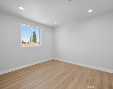 3223 Lanfranco Street - Photo Thumbnail 19