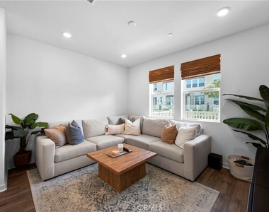 3959 Lavine - Photo Thumbnail 9