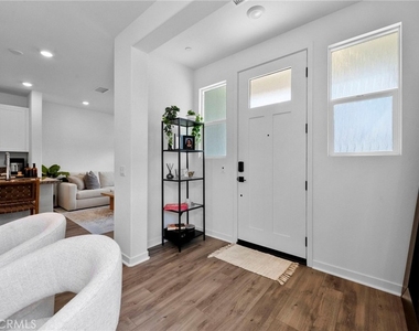 3959 Lavine - Photo Thumbnail 14