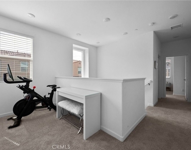3959 Lavine - Photo Thumbnail 24
