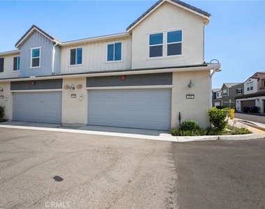 3959 Lavine - Photo Thumbnail 1