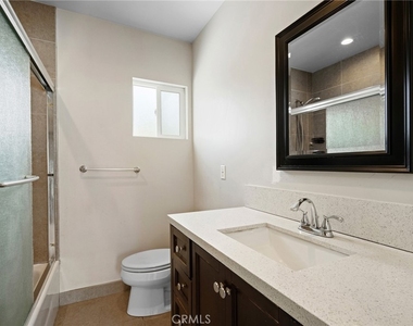 532 W Harvard St - Photo Thumbnail 12