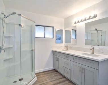 7033 W Avenue A2 - Photo Thumbnail 24