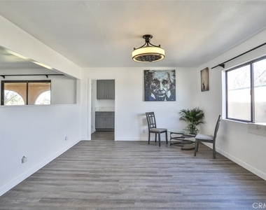 7033 W Avenue A2 - Photo Thumbnail 8