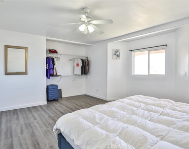 7033 W Avenue A2 - Photo Thumbnail 23
