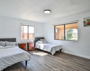 7033 W Avenue A2 - Photo Thumbnail 26