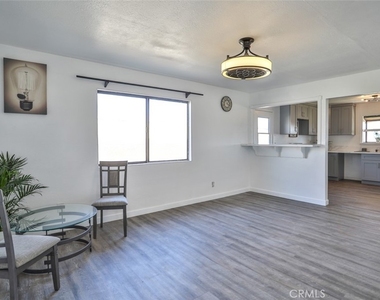 7033 W Avenue A2 - Photo Thumbnail 10