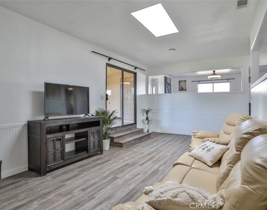 7033 W Avenue A2 - Photo Thumbnail 19