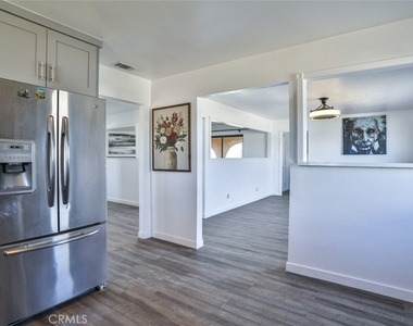 7033 W Avenue A2 - Photo Thumbnail 16