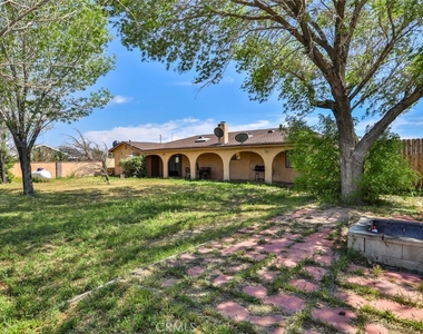 7033 W Avenue A2 - Photo Thumbnail 48