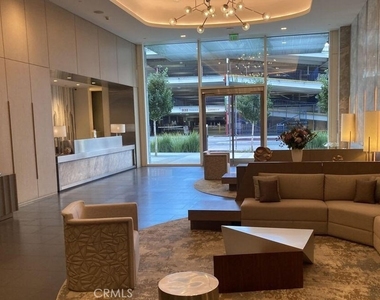 877 Francisco - Photo Thumbnail 11