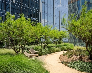 877 Francisco Street - Photo Thumbnail 26