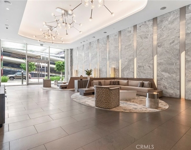 877 Francisco Street - Photo Thumbnail 14