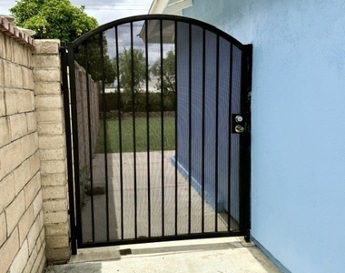 4486 Santee Place - Photo Thumbnail 28