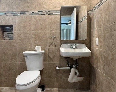 4486 Santee Place - Photo Thumbnail 16