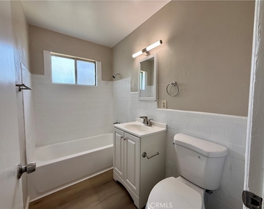 1006 E Nocta Street - Photo Thumbnail 10