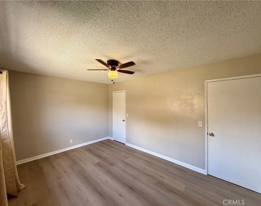 1006 E Nocta Street - Photo Thumbnail 7