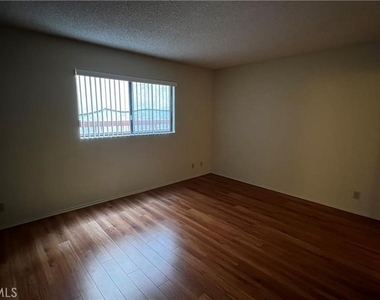 410 Milford Street - Photo Thumbnail 5